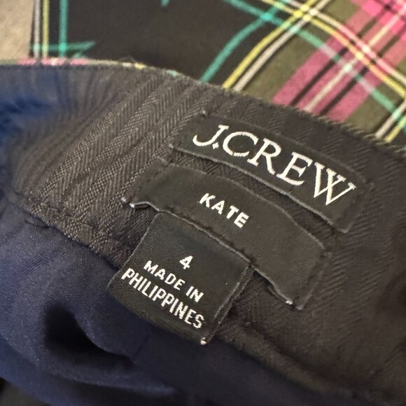 J Crew Suit, Blazer Size 2, Pants Size 4, Worn Once - Picture 5 of 5